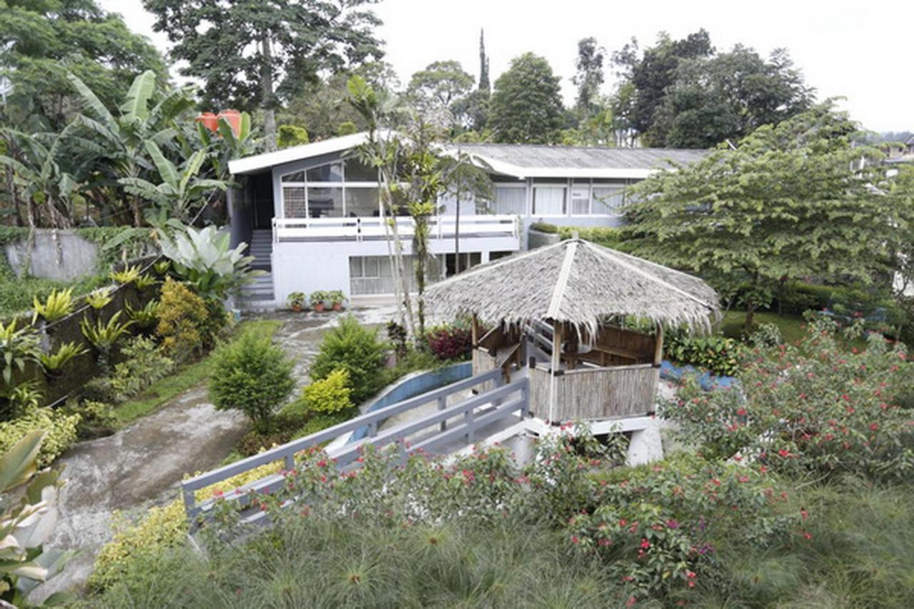 Villa Alam Indah By Anrha Bogor Eksteriør billede